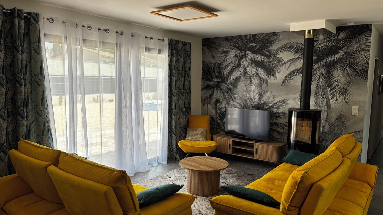 Photo of Livingroom in Caromb