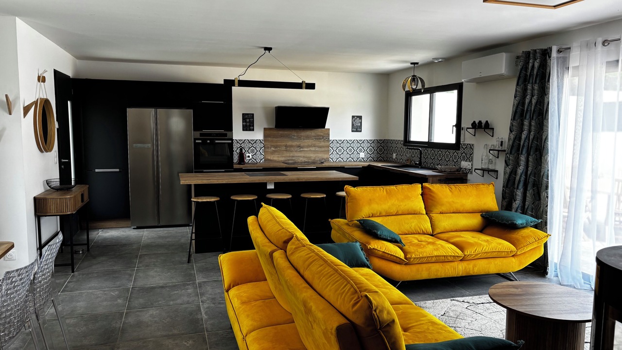 Photo of Livingroom in Caromb