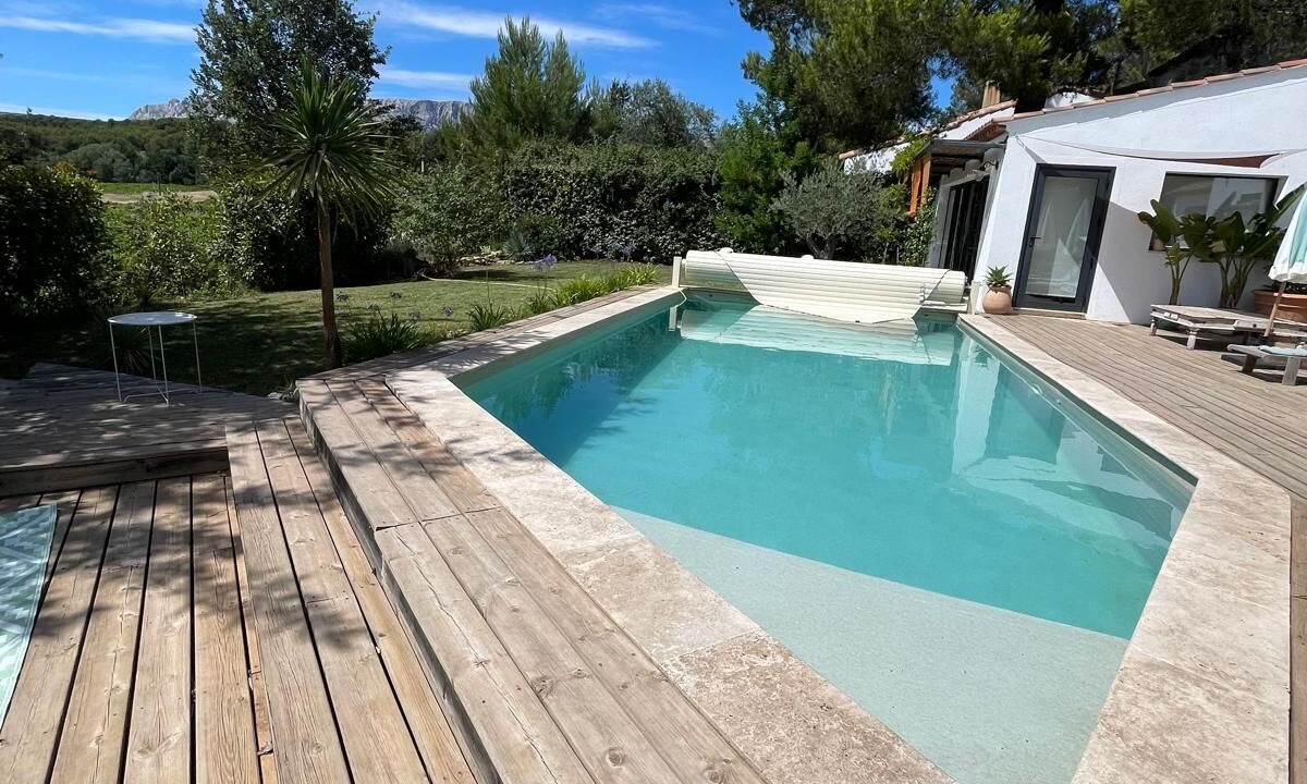 Photo of Outdoor in Rousset