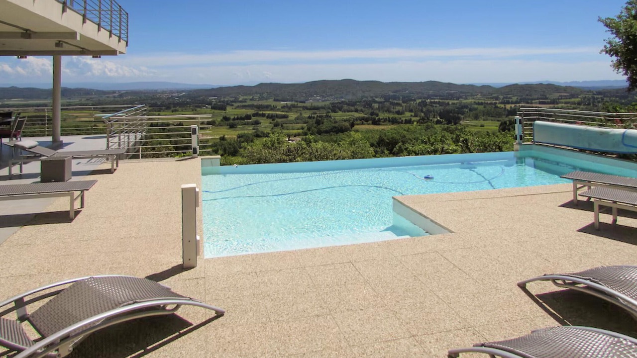 Photo of Outdoor in Rochefort-du-Gard