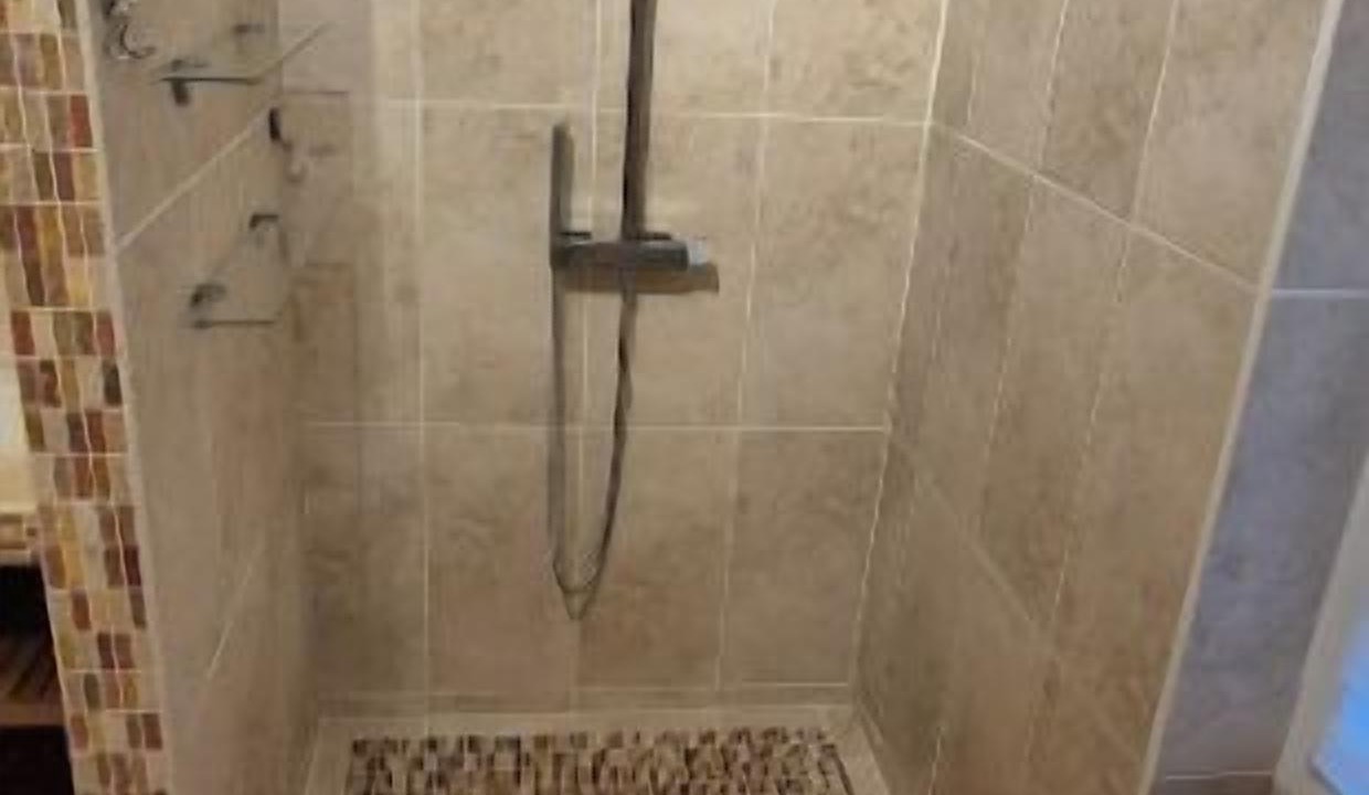 Photo of Bathroom in Istres