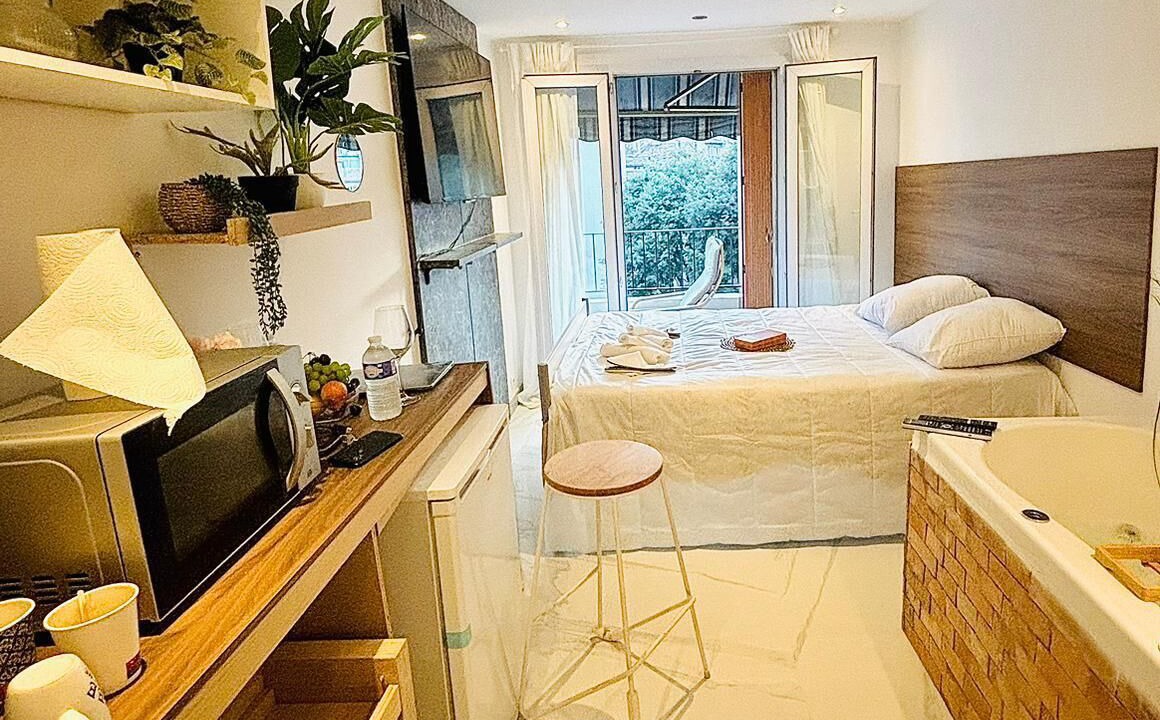 Photo of Bedroom in 4th Arrondissement