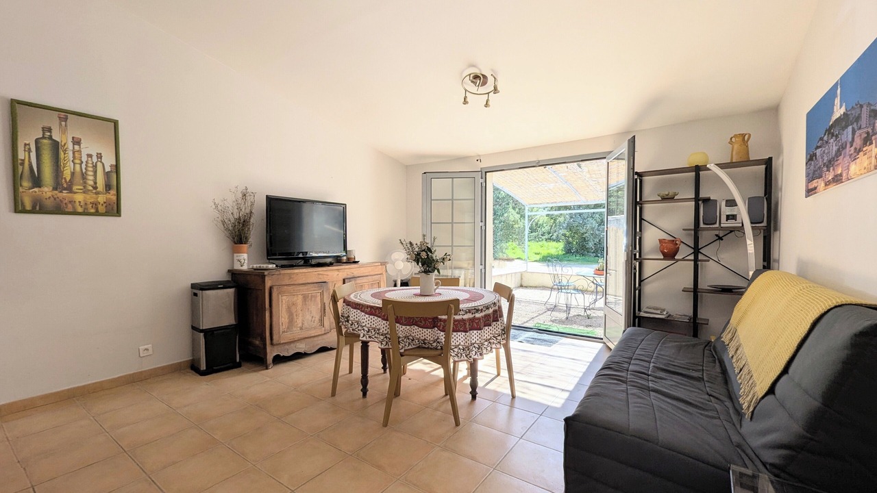 Photo of Livingroom in Roquefort-la-Bedoule