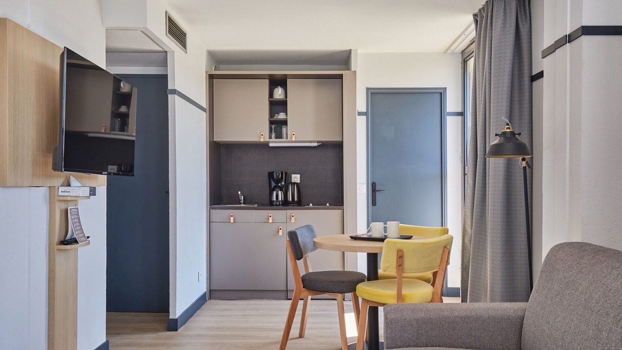 Photo of Livingroom in Couronne Urbaine