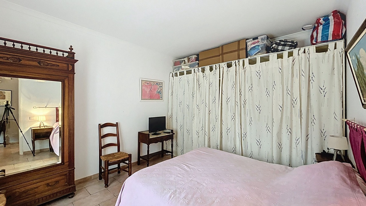 Photo of Bedroom in Saintes-Maries-de-la-Mer