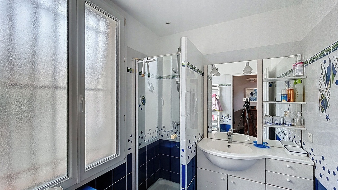 Photo of Bathroom in Saintes-Maries-de-la-Mer
