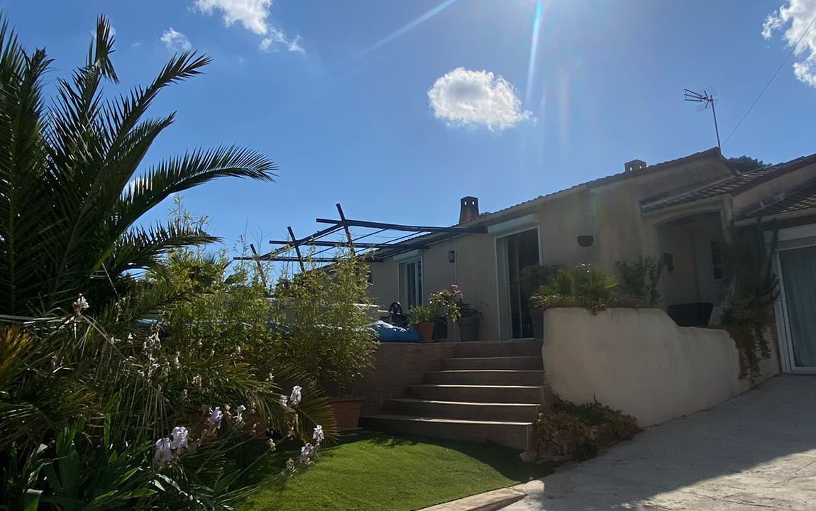Photo of Outdoor in Gareoult