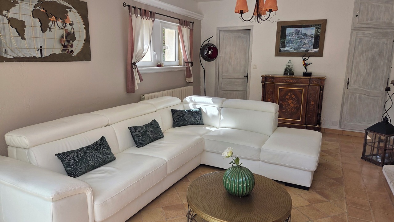 Photo of Livingroom in Lacoste