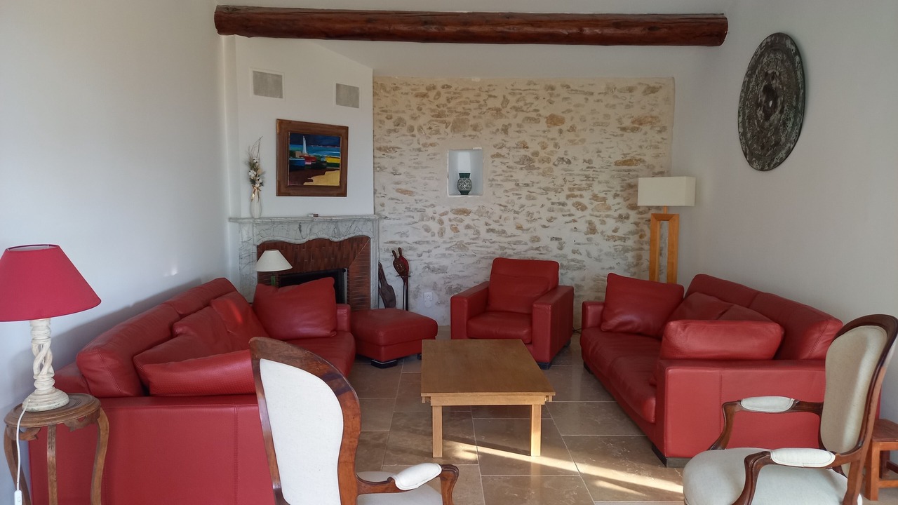 Photo of Livingroom in Saint-Hippolyte-le-Graveyron