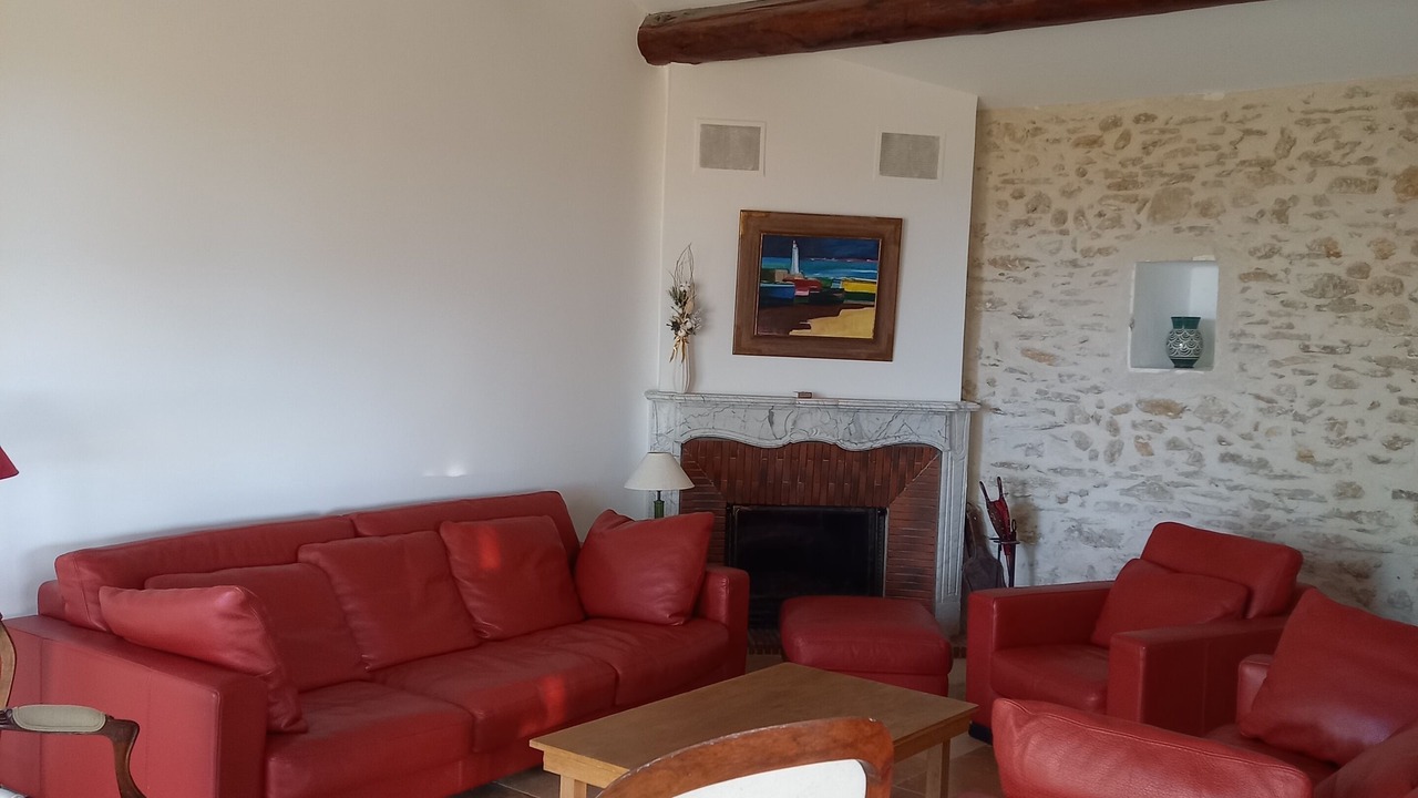 Photo of Livingroom in Saint-Hippolyte-le-Graveyron