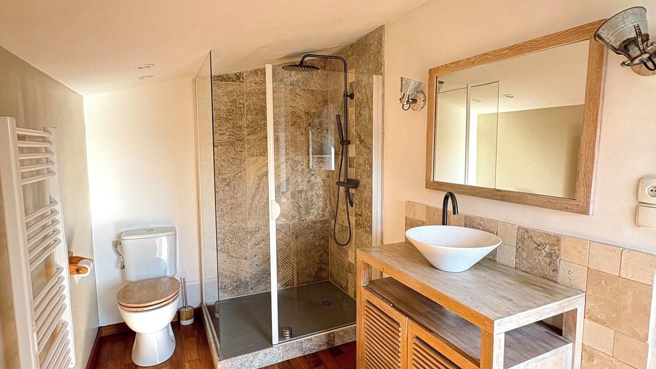 Photo of Bathroom in Taradeau