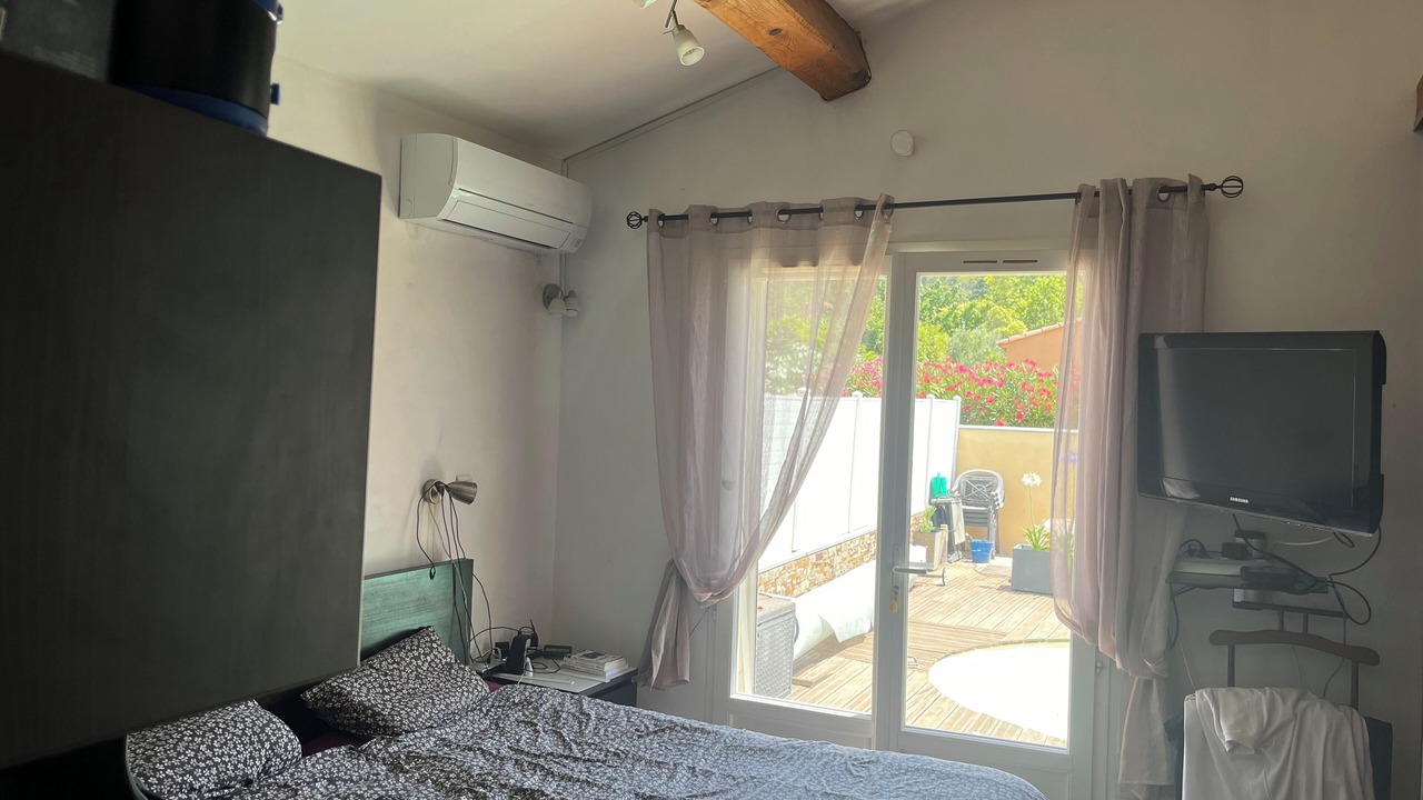 Photo of Bedroom in Ollioules