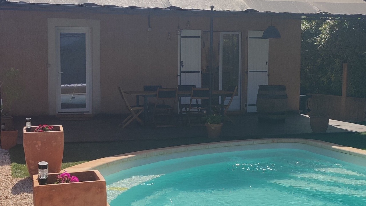 Photo of Outdoor in Puget-Ville