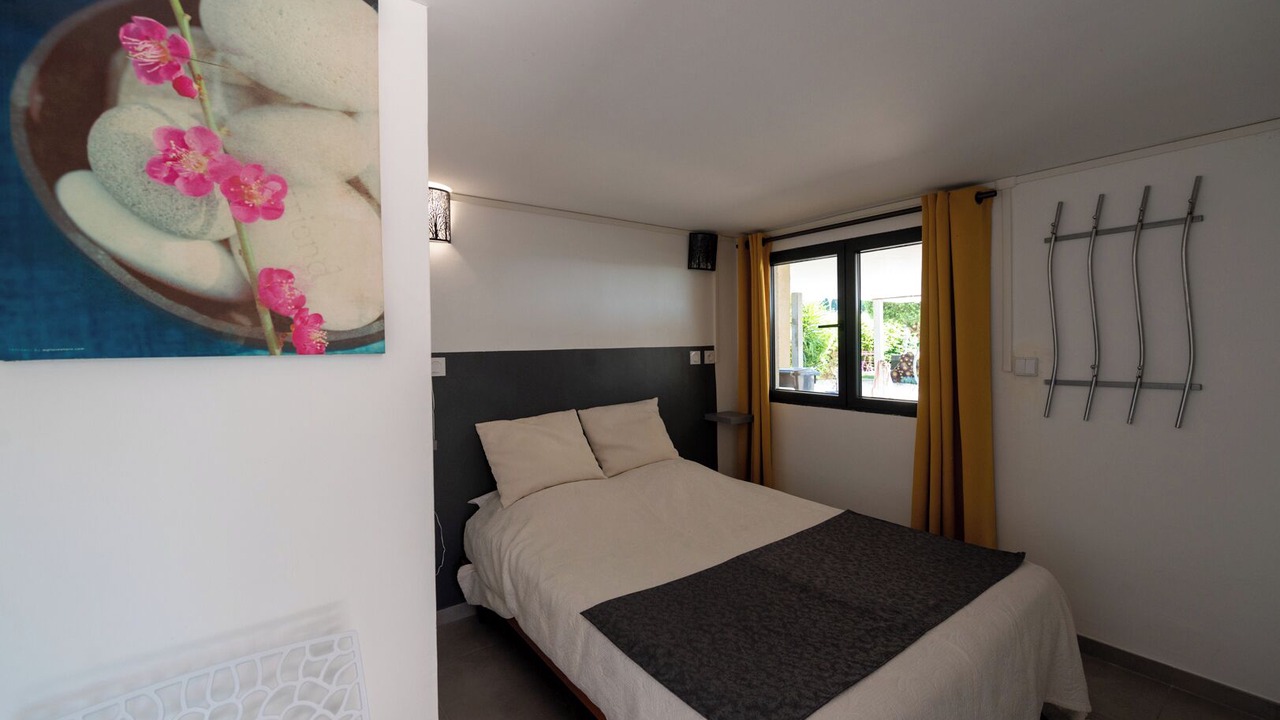 Photo of Bedroom in Miramar