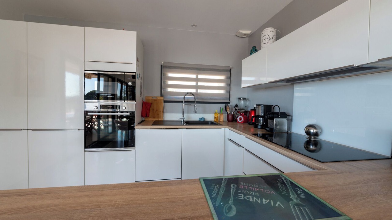 Photo of Kitchen in Miramar
