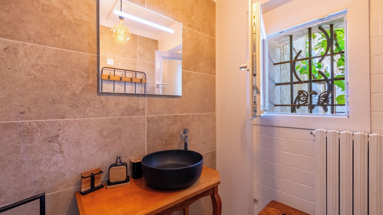 Photo of Bathroom in Mondragon