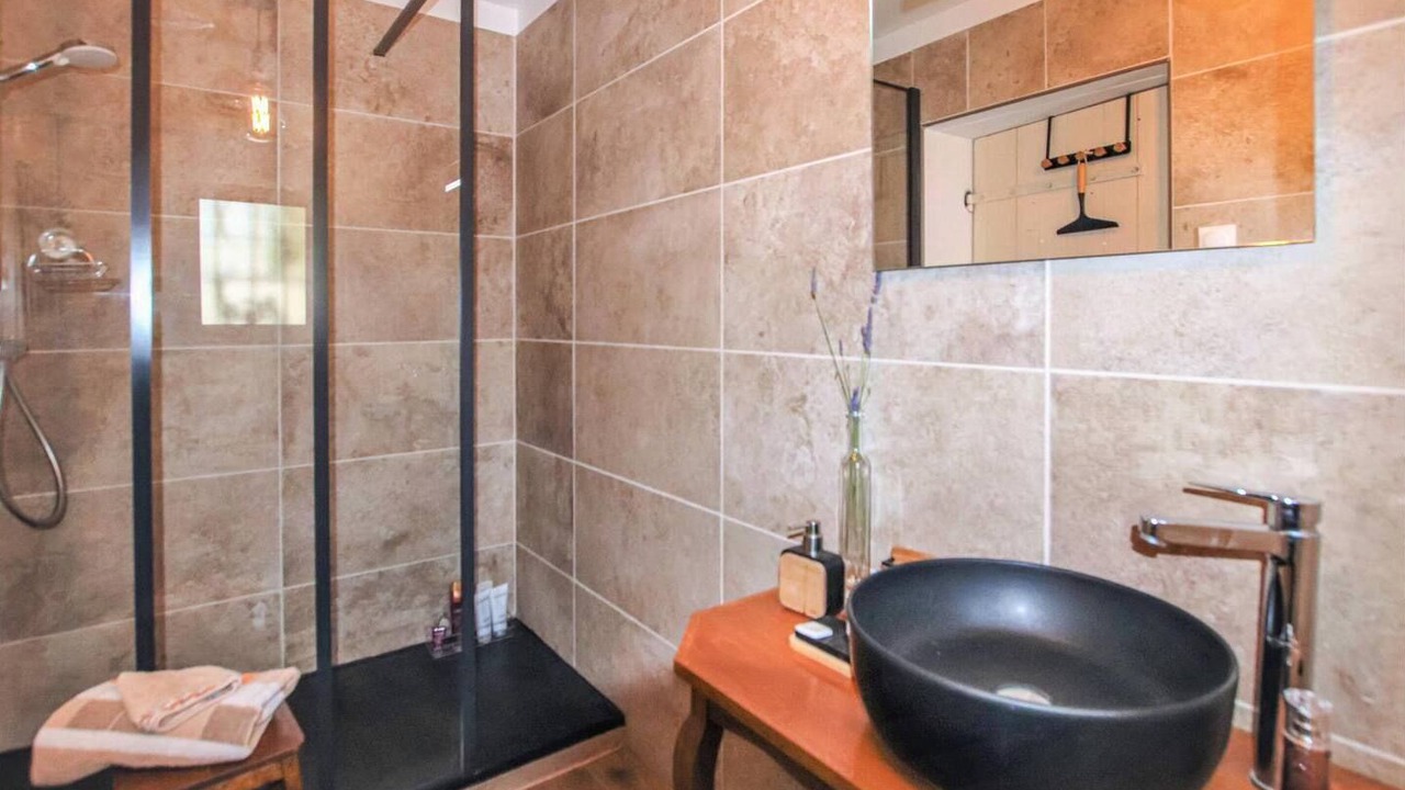 Photo of Bathroom in Mondragon