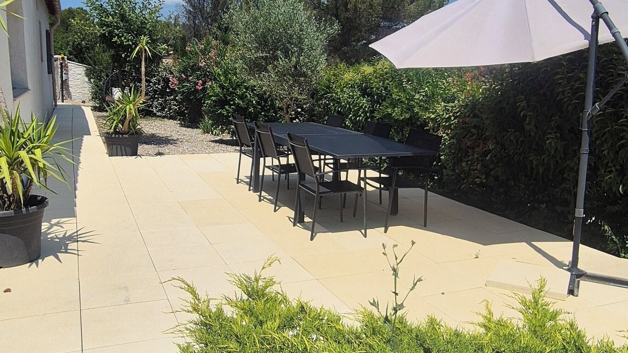 Photo of Outdoor in Pertuis