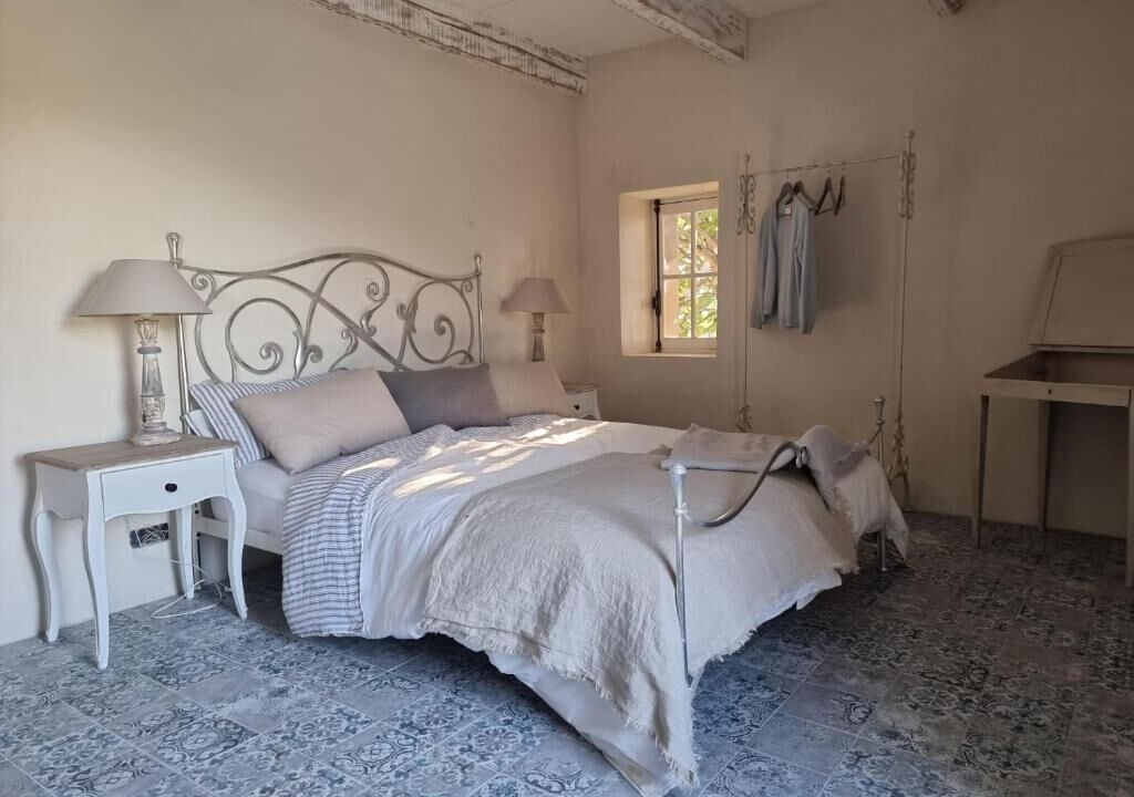 Photo of Bedroom in Saint-Martin-de-Castillon