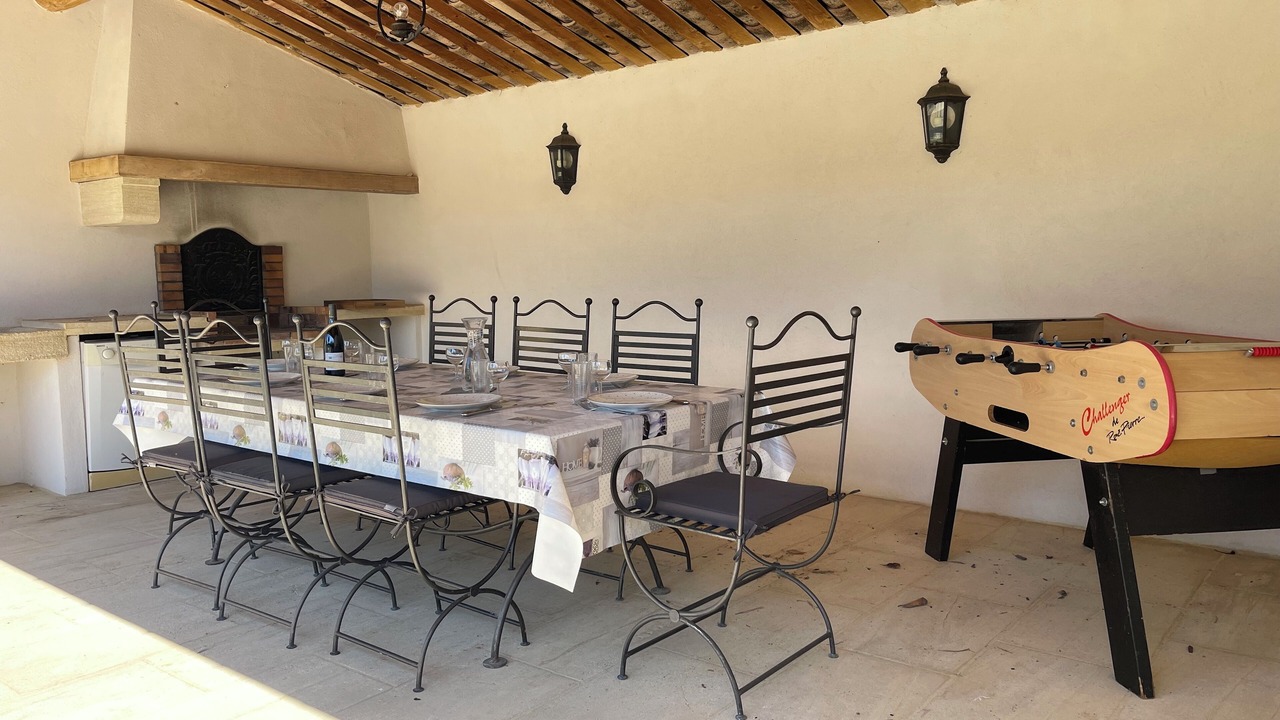 Photo of Outdoor in Caromb