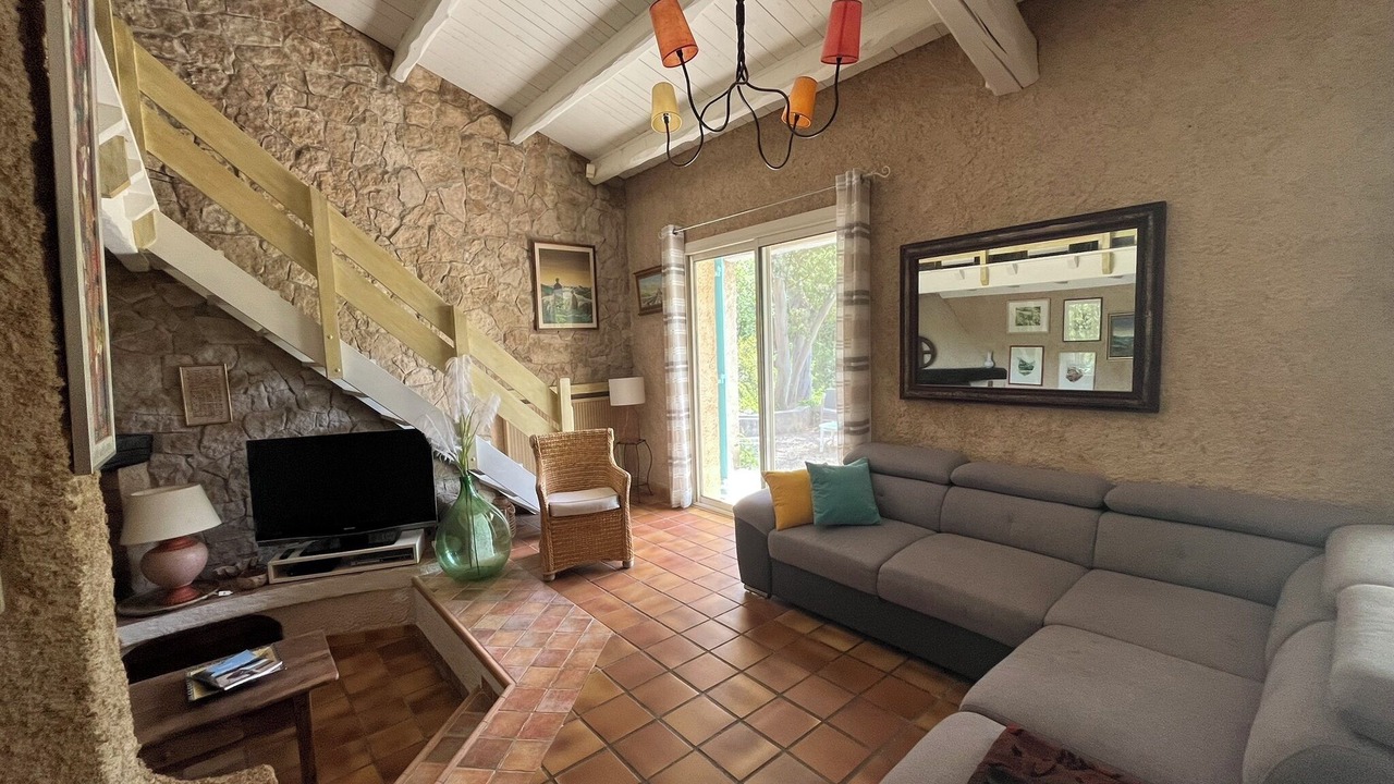 Photo of Livingroom in Pierrevert