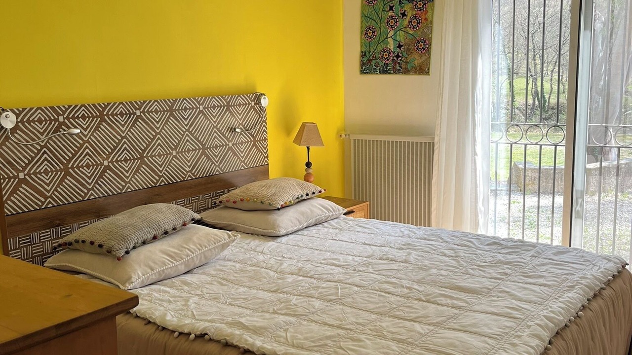 Photo of Bedroom in Pierrevert