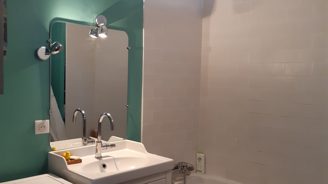 Photo of Bathroom in 1st Arrondissement