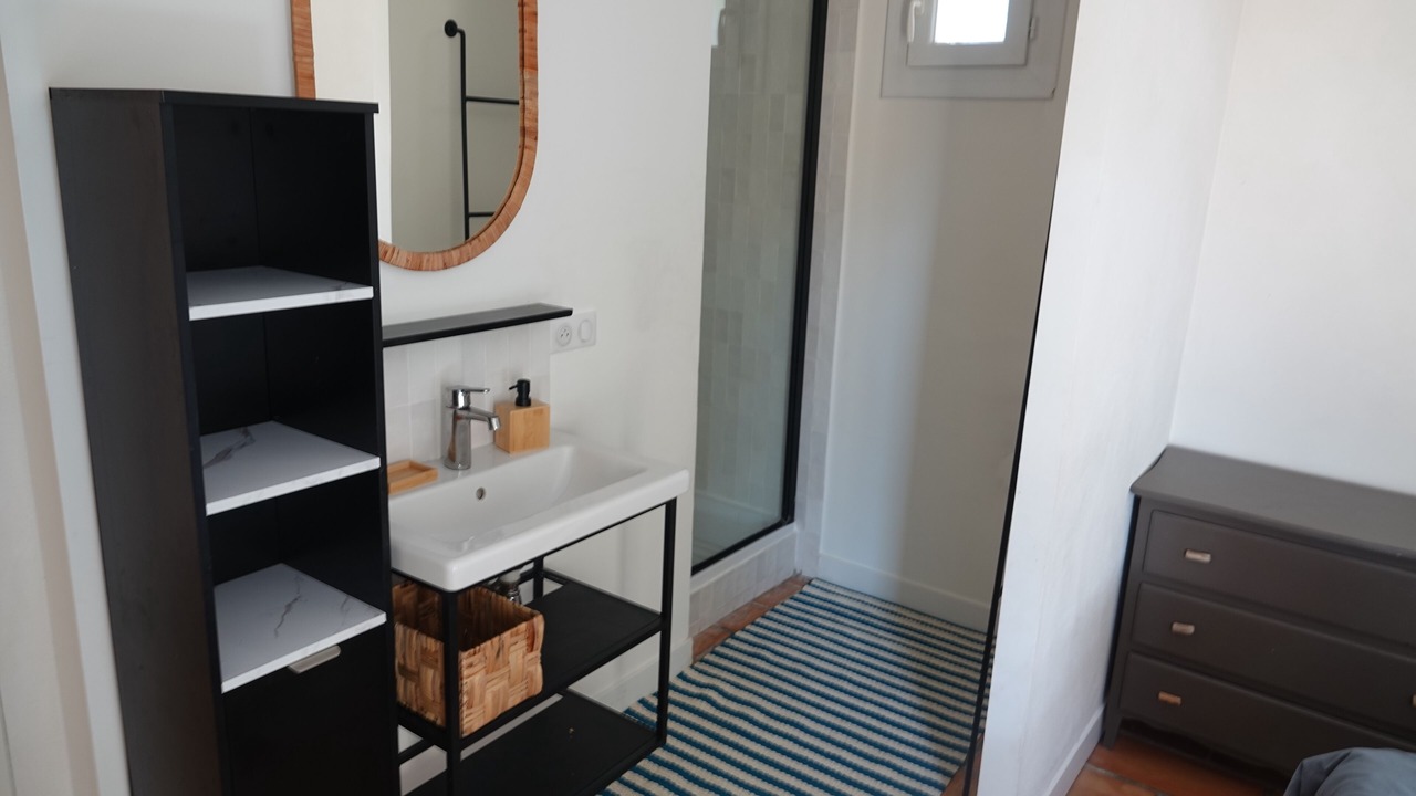 Photo of Bathroom in Bras
