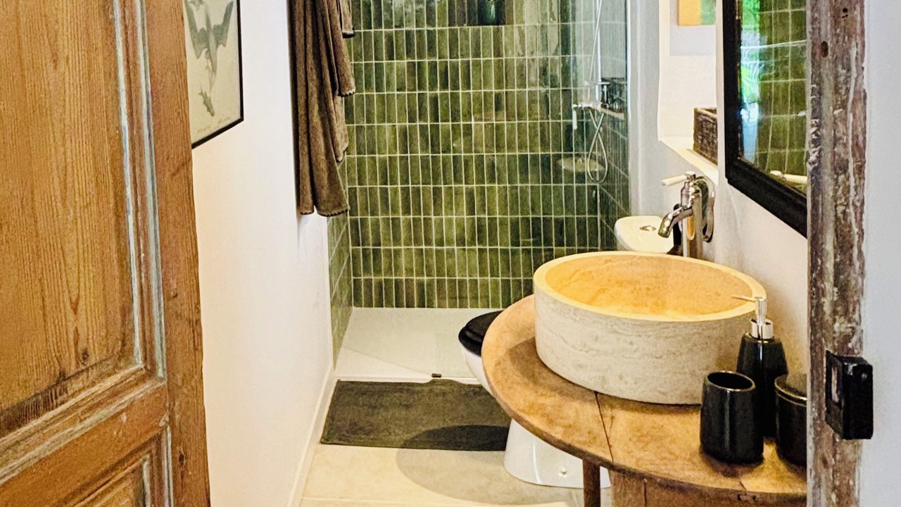 Photo of Bathroom in Bonnieux
