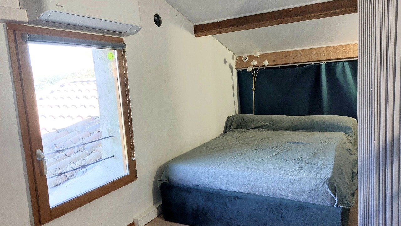 Photo of Bedroom in Vers-Pont-du-Gard