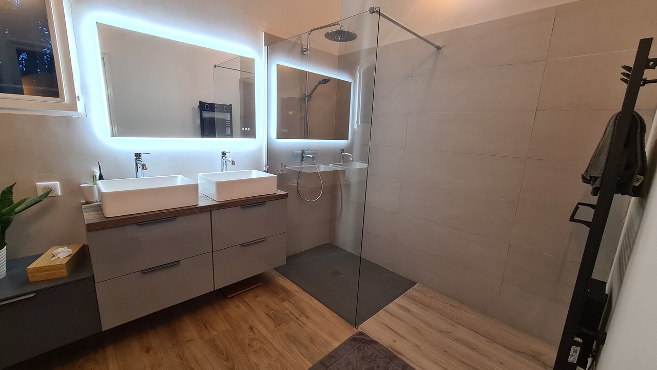 Photo of Bathroom in Istres