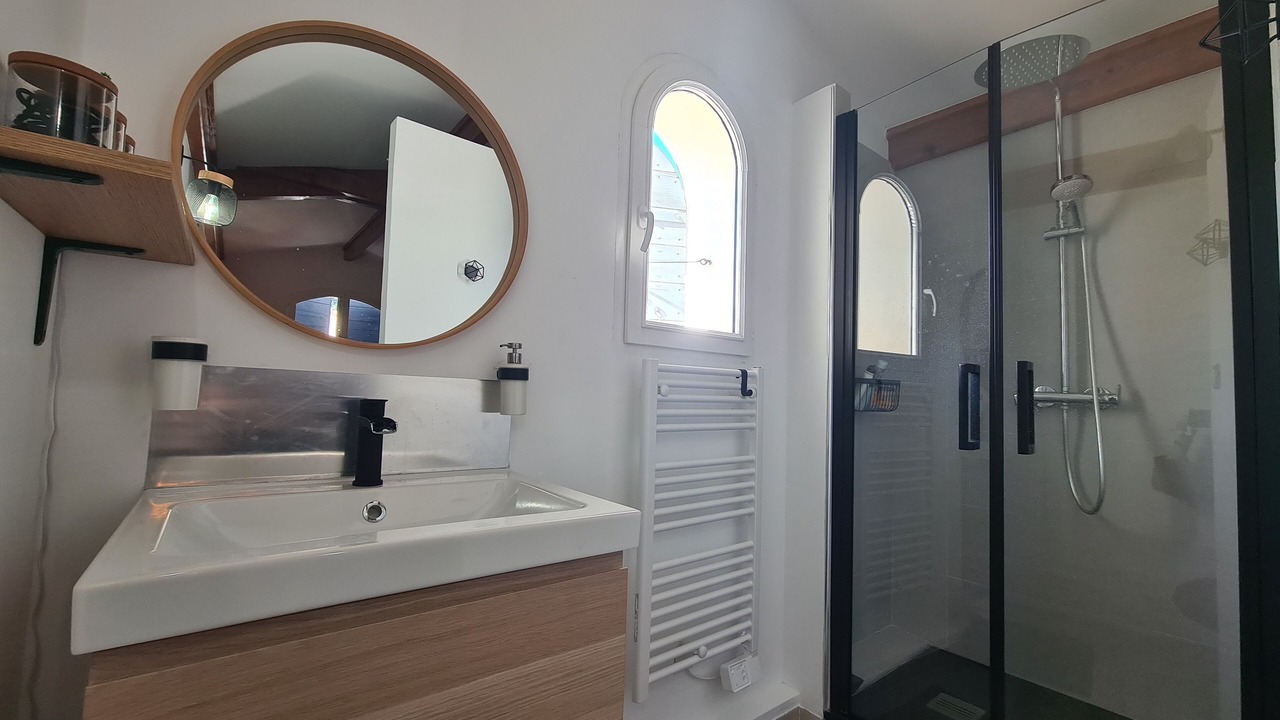 Photo of Bathroom in Istres