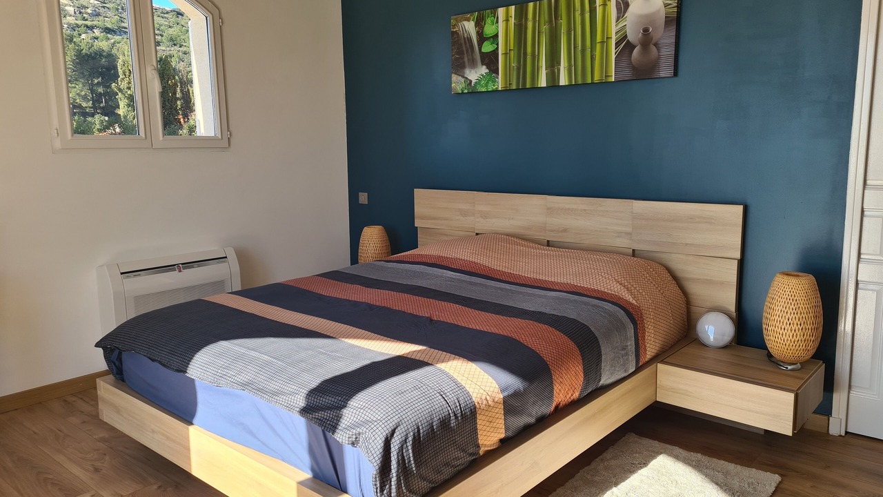 Photo of Bedroom in Istres