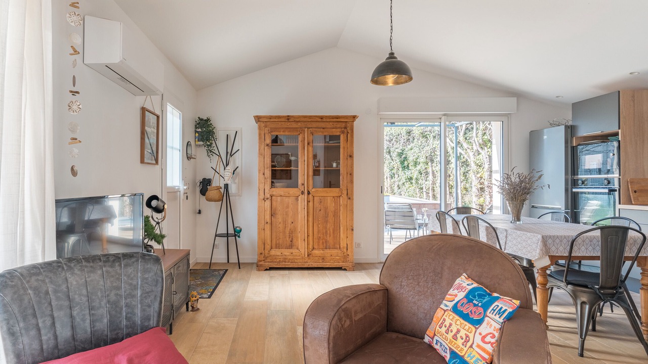 Photo of Livingroom in Pelissanne