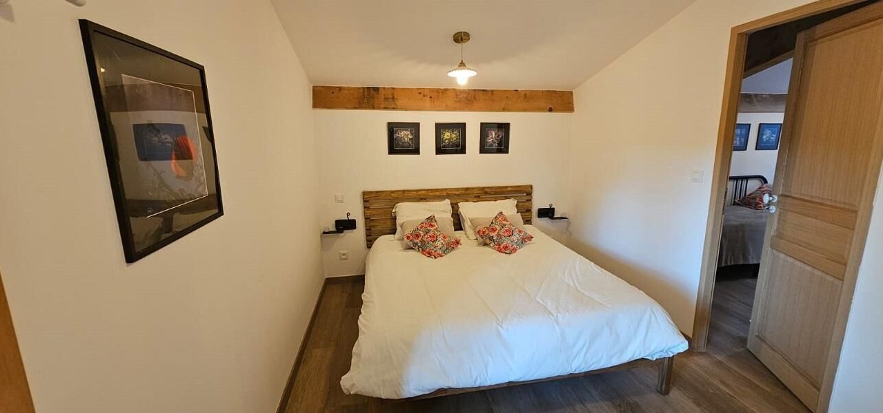 Photo of Bedroom in Cuers