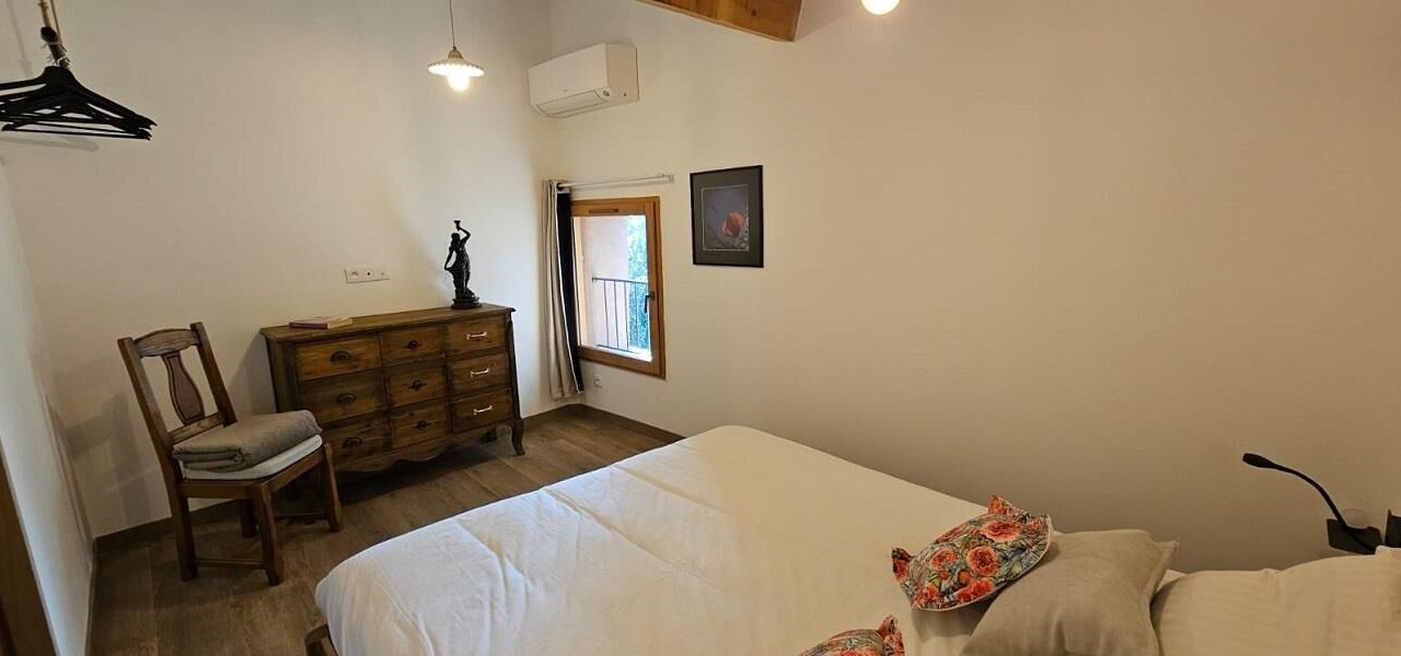 Photo of Bedroom in Cuers