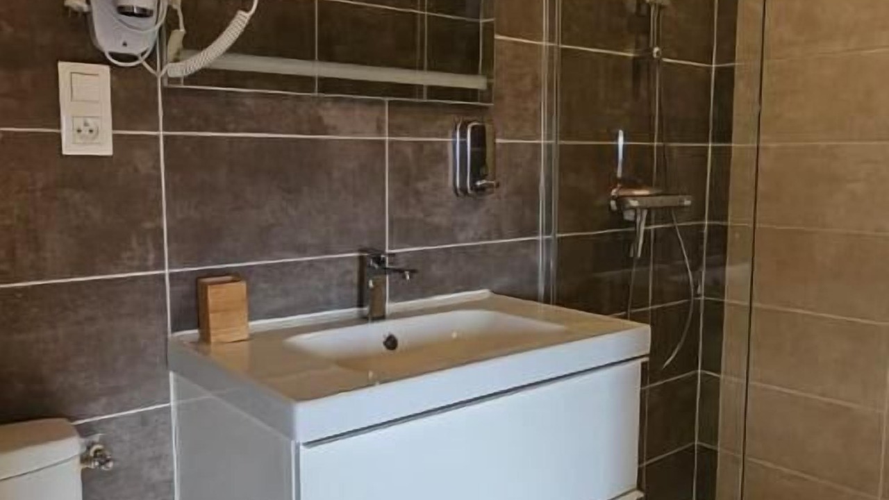 Photo of Bathroom in Cuers