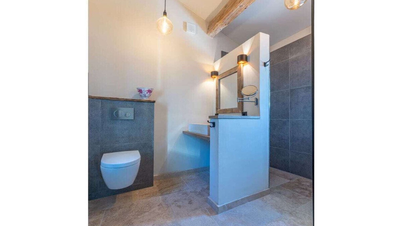 Photo of Bathroom in Menerbes