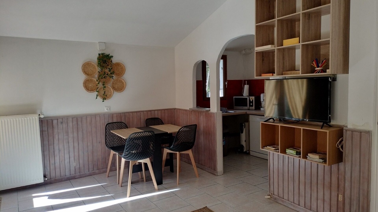 Photo of Others in Valderoure