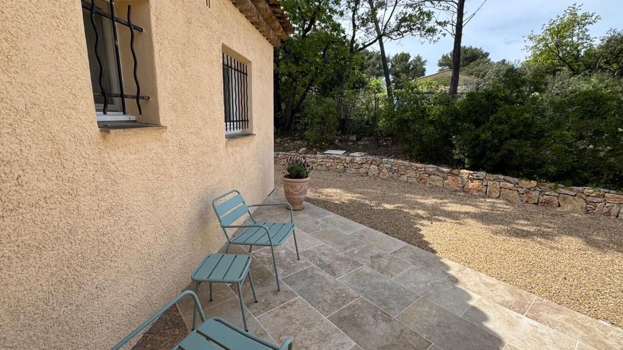 Photo of Patio Balcony in Trans-en-Provence