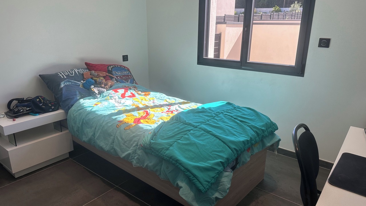 Photo of Bedroom in Rochefort-du-Gard