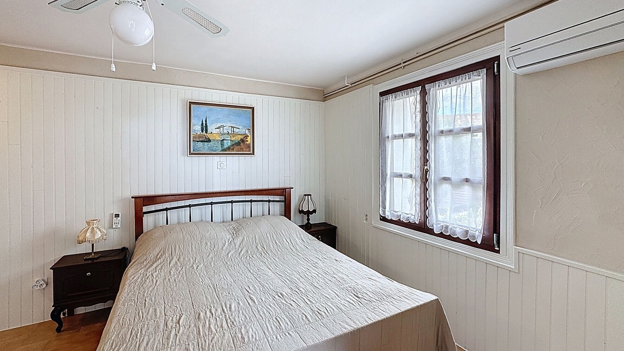 Photo of Bedroom in Saintes-Maries-de-la-Mer
