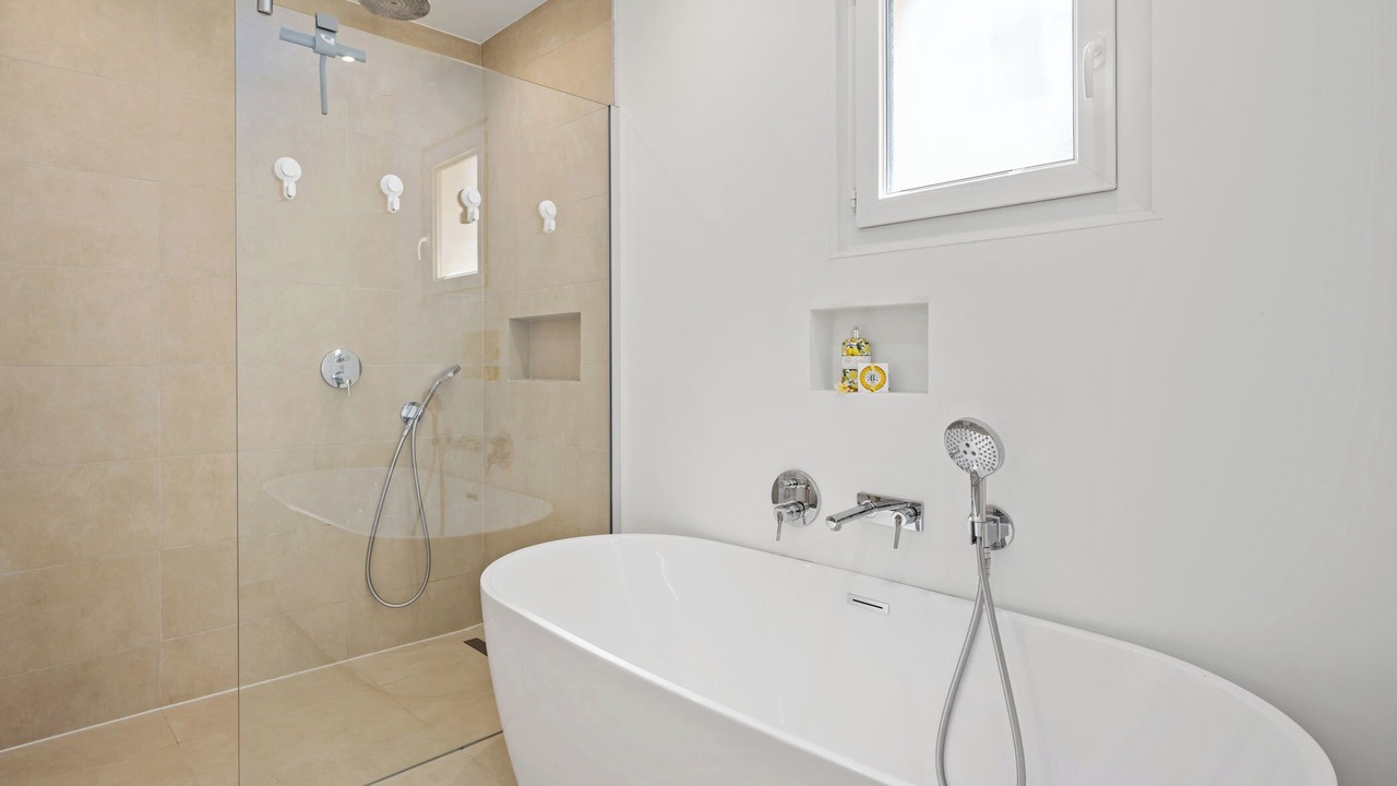 Photo of Bathroom in Seillans