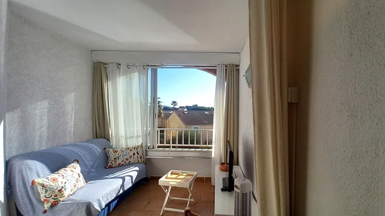 Photo of Livingroom in Miramar