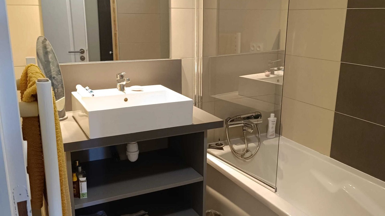 Photo of Bathroom in Remoulins