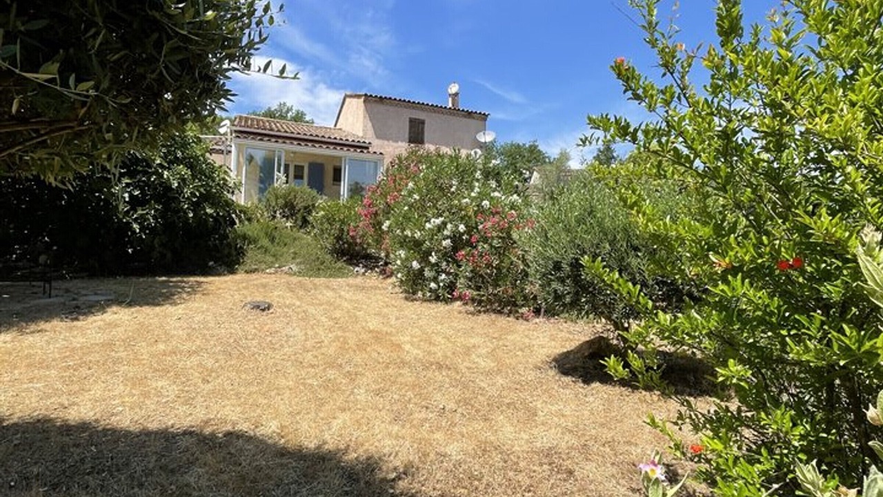 Photo of Outdoor in Quinson