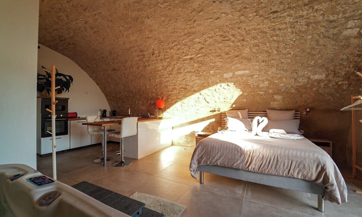 Photo of Bedroom in Reillanne