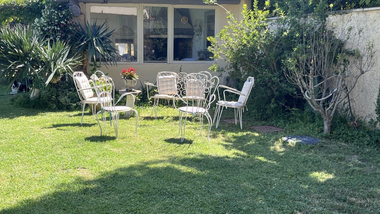 Photo of Patio Balcony in Caderousse