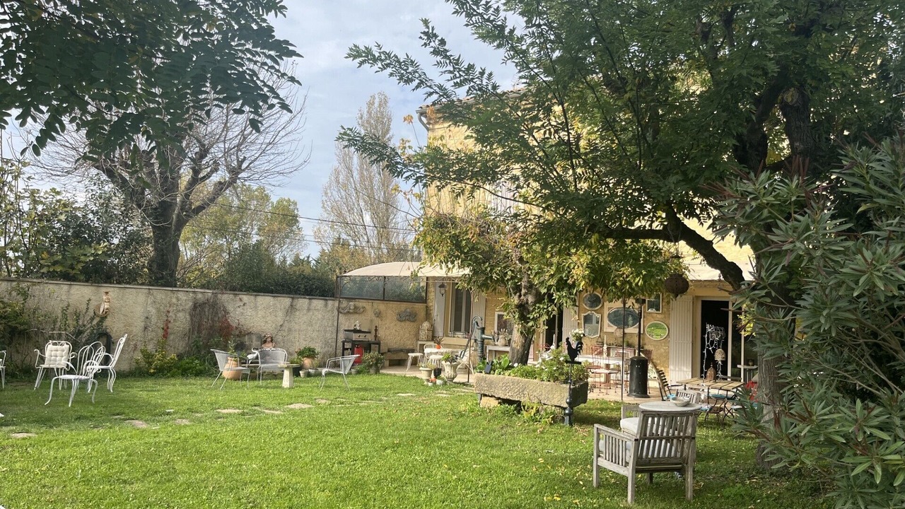 Photo of Outdoor in Caderousse