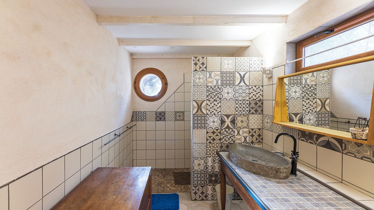 Photo of Bathroom in Le Castellet